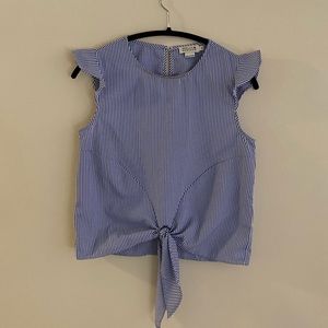 Like New! Molly Bracken striped sleeveless blouse knot hem, size small.